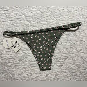 NWT Kulani Kinis. Bottoms